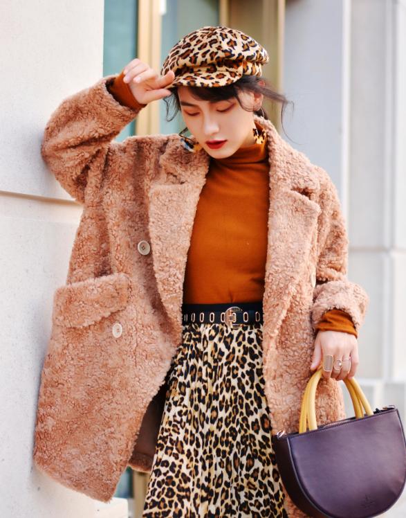 冬装新款泰迪熊保暖长袖外套,泰迪熊短款外套穿搭