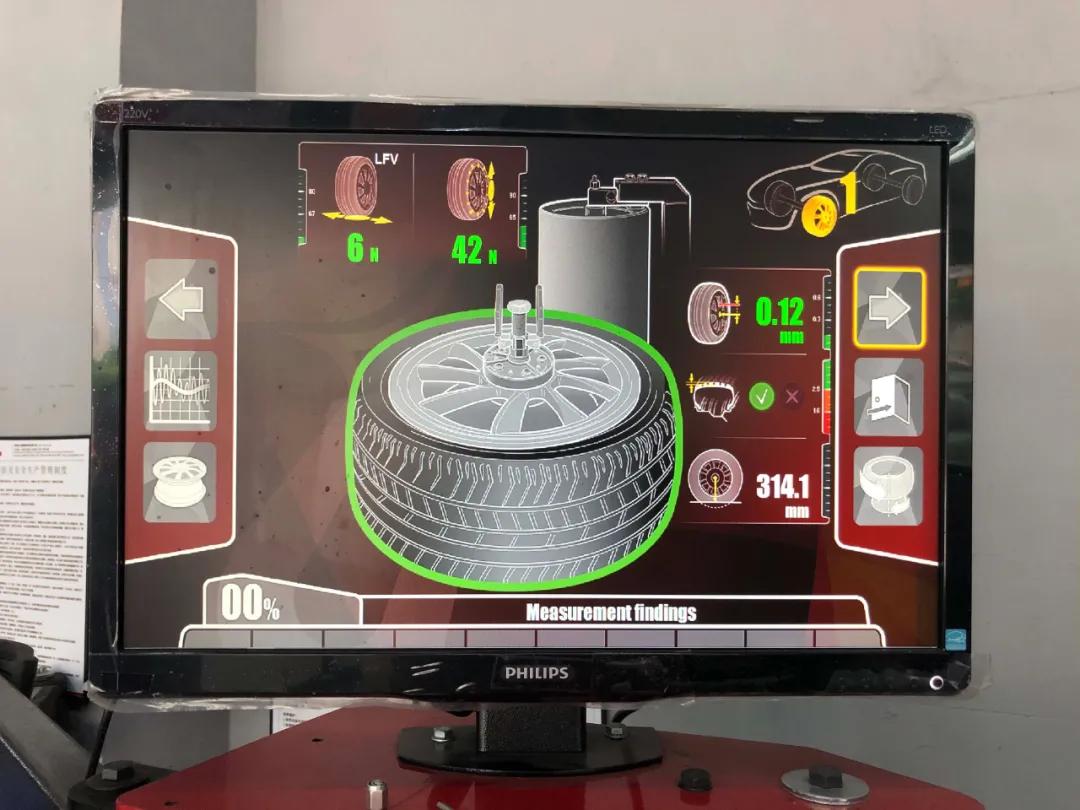 前轮换了新胎抖动是怎么回事,刚换的新轮胎为什么会瘪