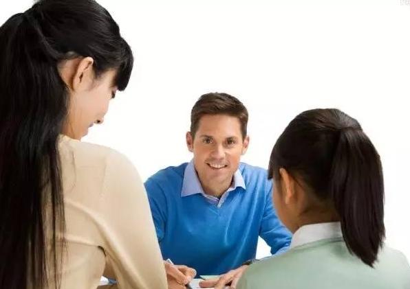 孩子教育是父母的必修课对吗,孩子的成长需要家长与老师的配合