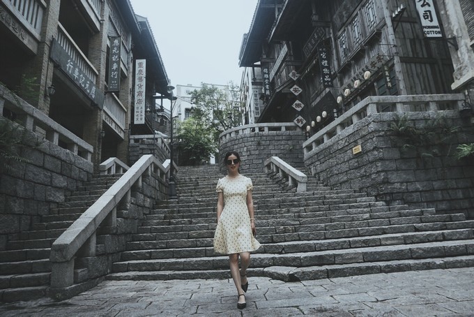 抛开所有的烦恼，奔向快乐无限的海口