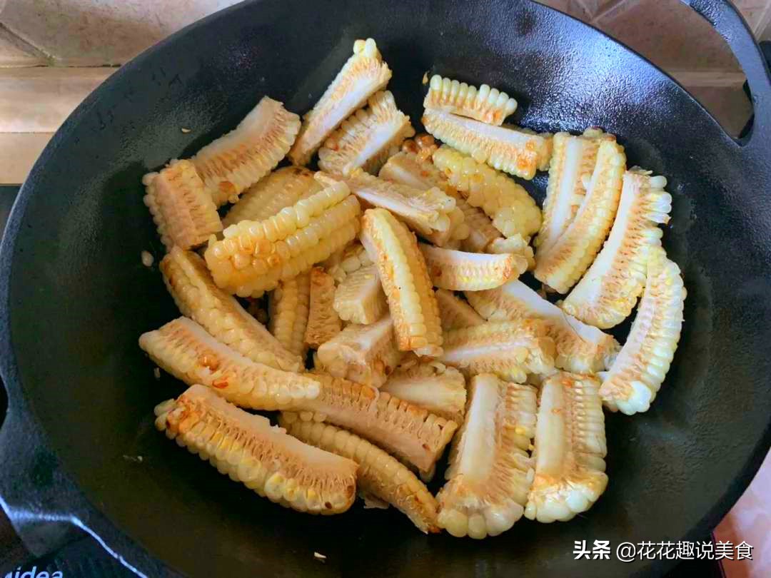玉米新吃法不用一滴油,玉米新吃法软糯香甜可口好吃