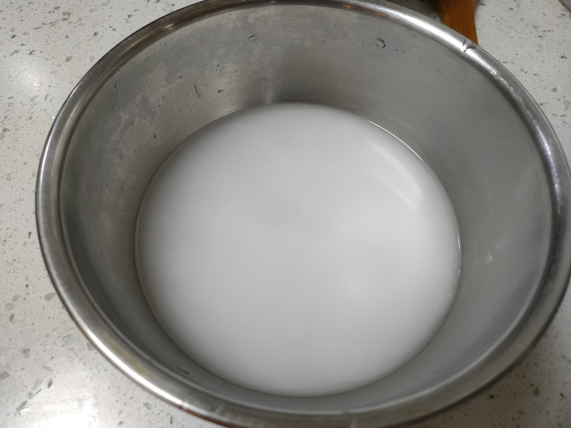 泡打粉炸油条的技巧和配方酥脆,油条怎么炸又酥又脆不用泡打粉