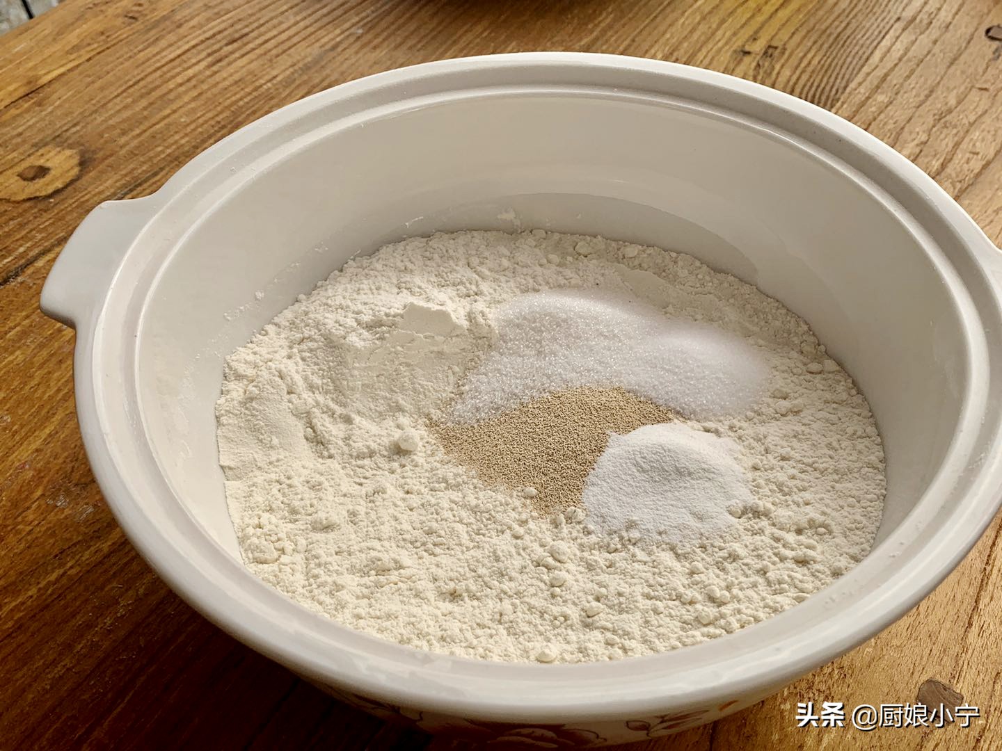 油条正宗做法和配方不加蛋,油条不要小苏打粉家常做法