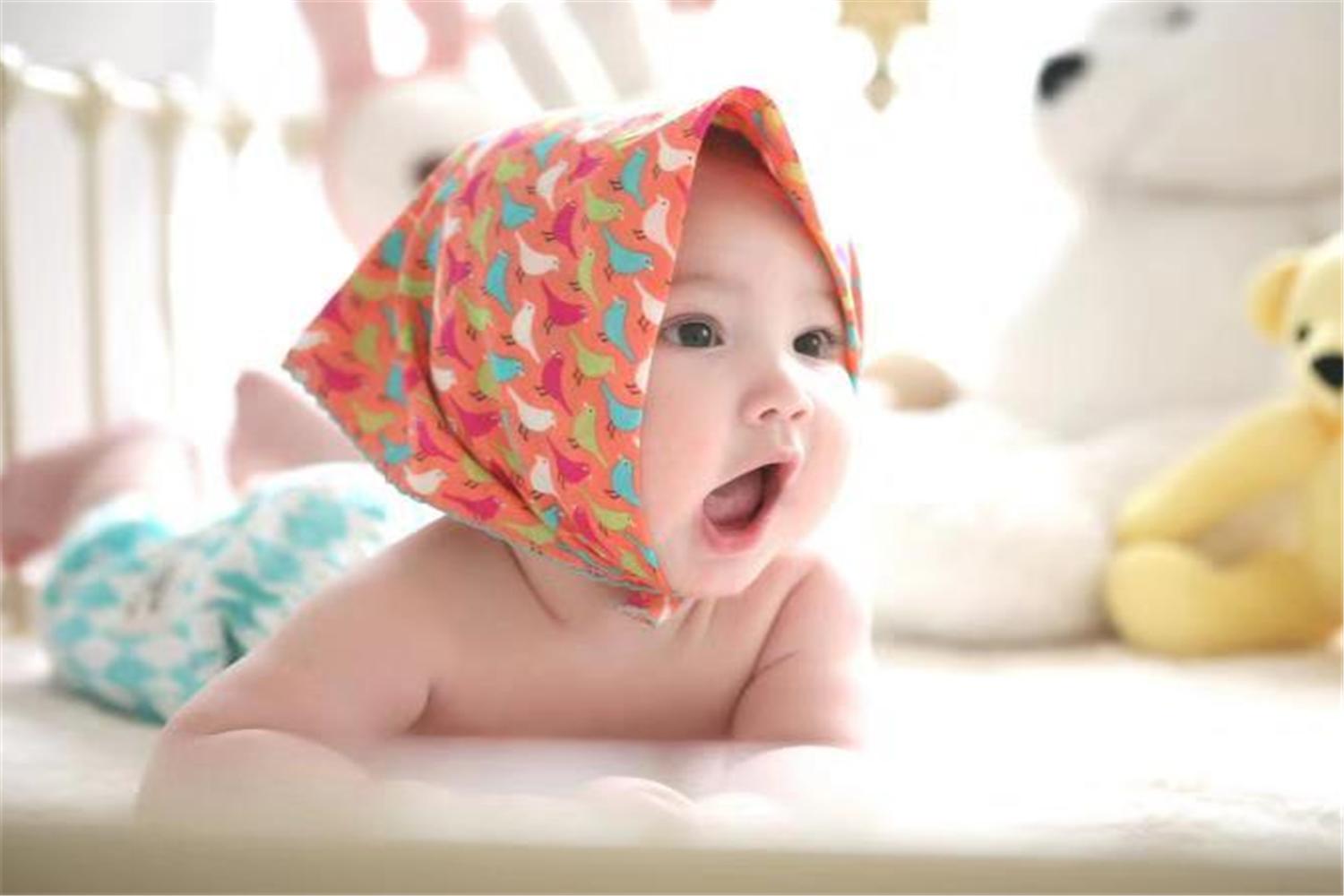 属猪的妈妈生个属猪的宝宝好吗,猪妈妈生个属猪宝宝好吗