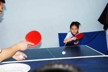 小孩打乒乓球的好处有哪些,孩子学乒乓球好处