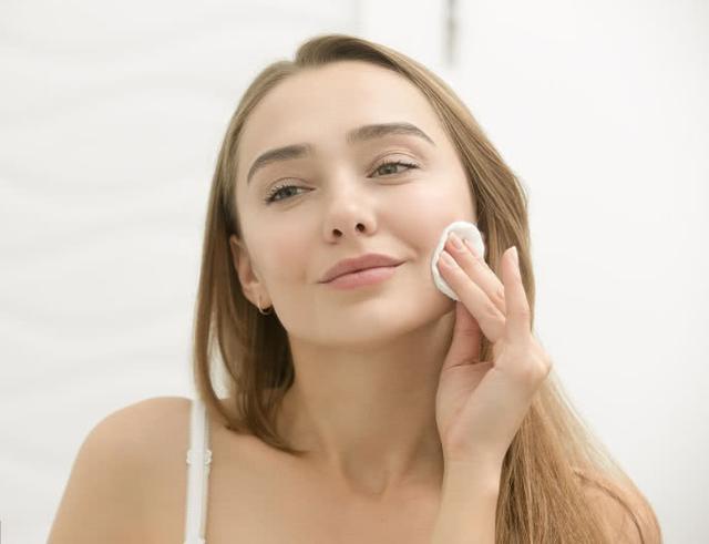 基础护肤看完这一篇就足够了，流程和详解都有！