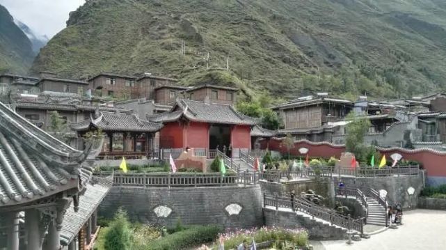 阿坝州红叶之旅,什么时候去阿坝州看秋景最佳