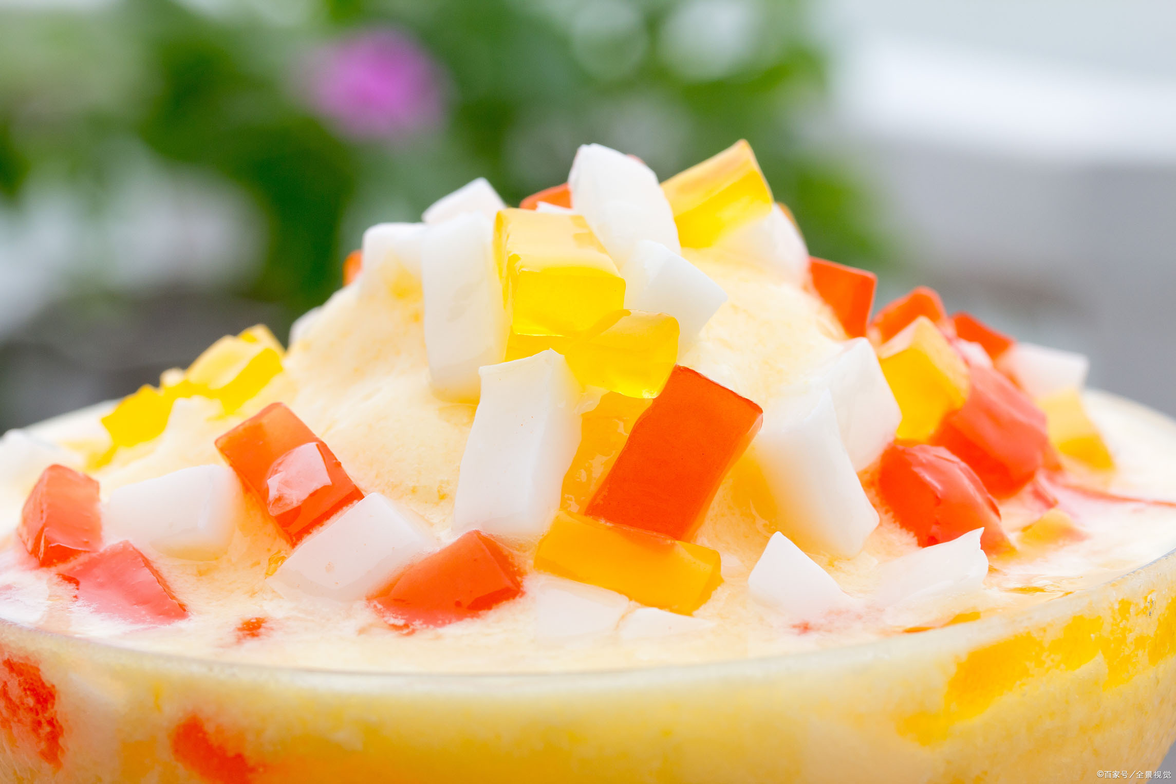 开奶茶店的商业盈利模式,奶茶店一个月净赚十万的盈利模式