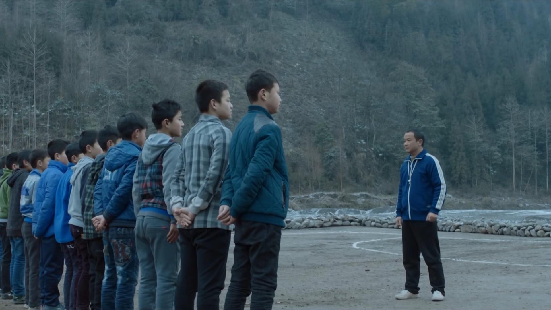 小学生足球成长史,校园足球十年发展案例