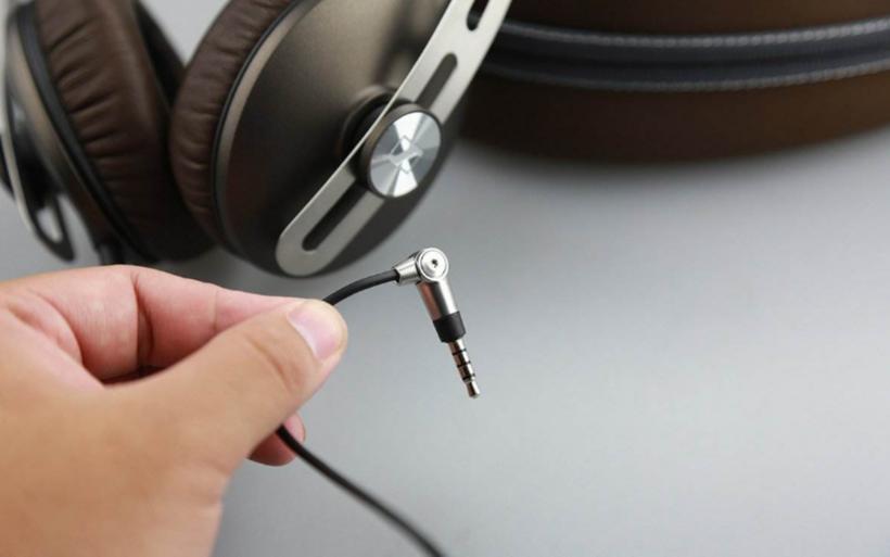 森海塞尔佩戴,戴上耳机森海塞尔