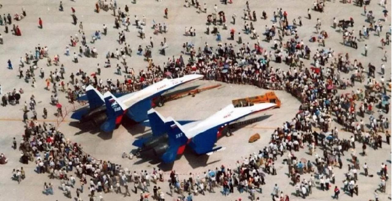 一图看懂珠海航展展现了什么,中国的珠海航展发展史