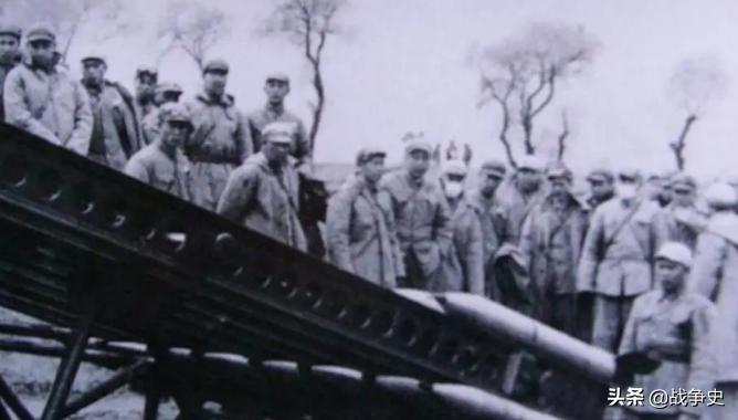 抗美援朝有多艰苦？中国欠下苏联30亿元外债，但绝不后悔打这仗