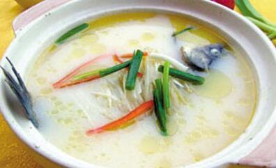 怎样才能做出美味的鲫鱼汤,这才是鲫鱼汤的真正做法