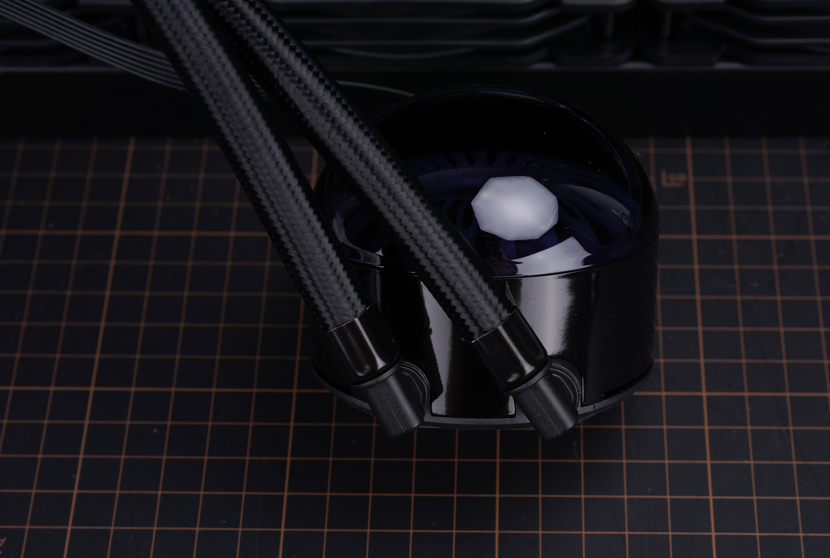 外星人游戏主机值得买吗 (有主机的外星人游戏本)