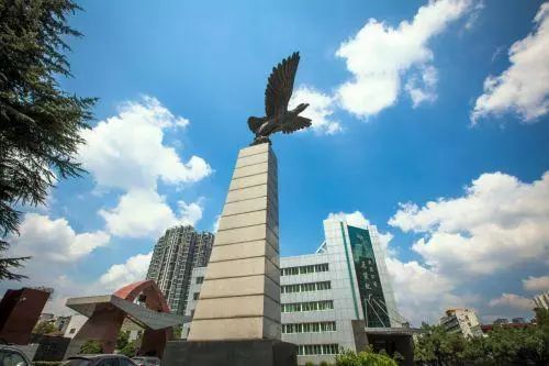 二汽，那些永不消逝的代号！毛主席67年前提出“要建设二汽”