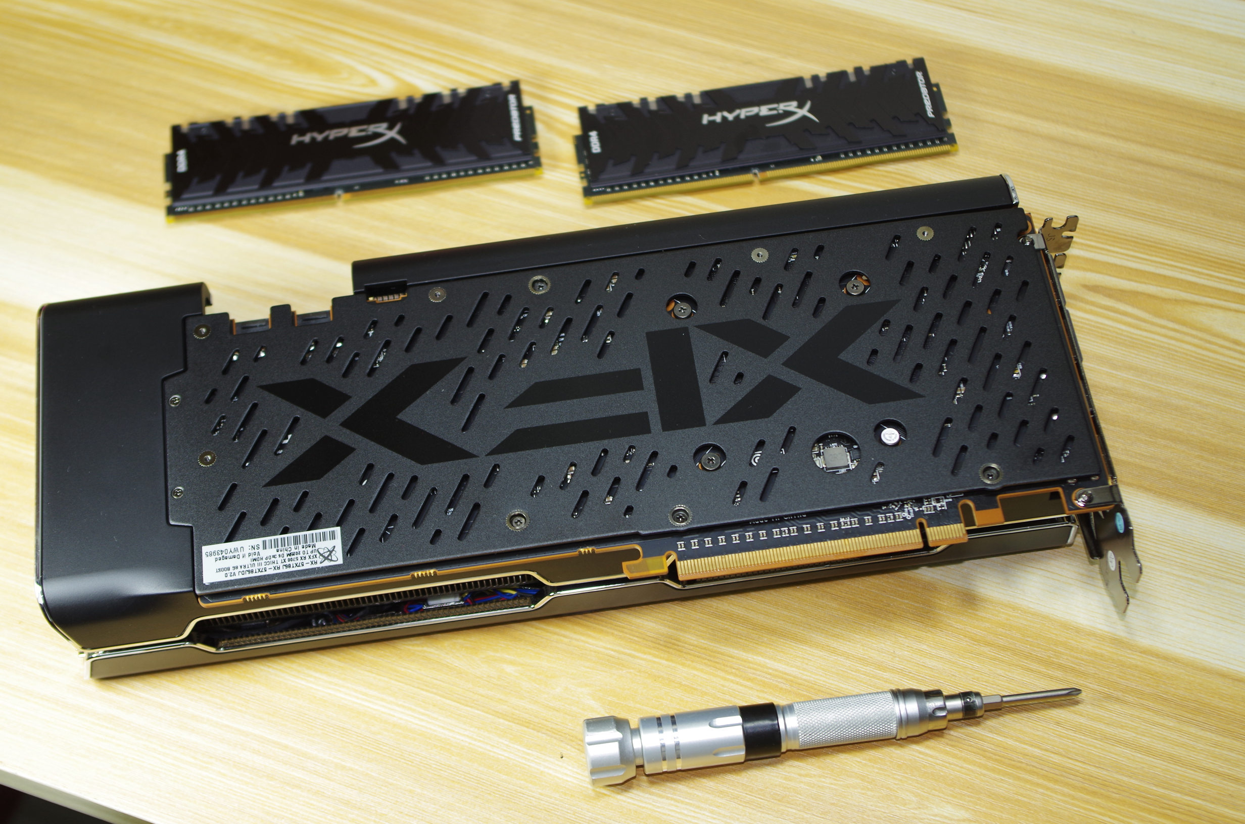 pcie插固态会占用显卡的通道么,pcie延长线对显卡性能测试