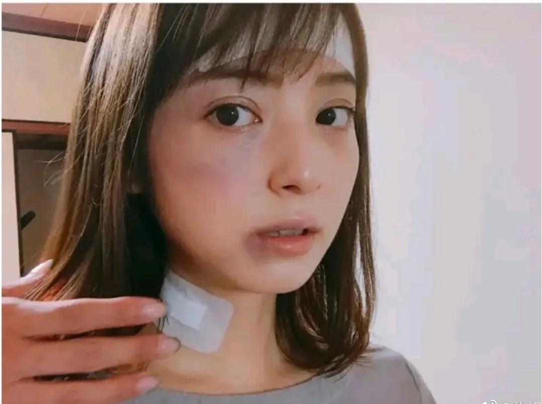 男人出轨后讨好老婆做家务,男人出轨后回家天天做家务