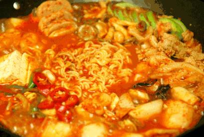 女孩子们千万不要夜跑,晚上要不要去夜跑