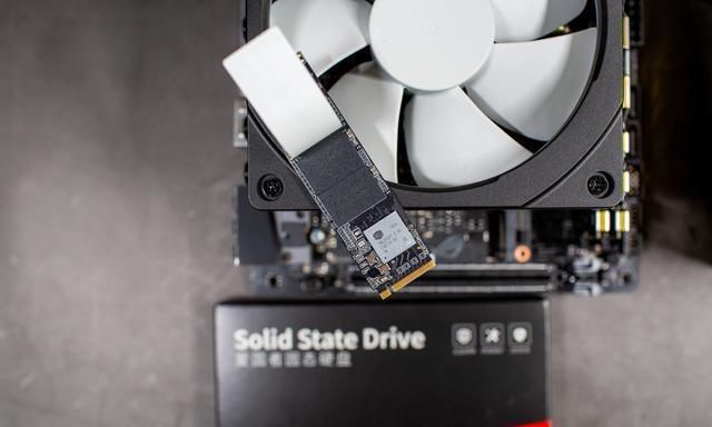 AMDYES！3500X+5600XT的ITX小钢炮你们满意吗？