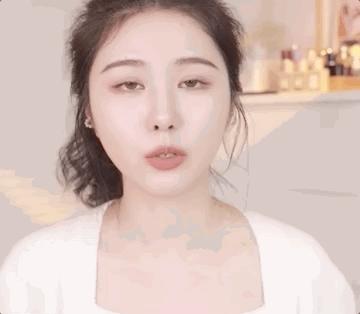 薄唇涂口红淡妆的正确方法,厚唇日常妆适合什么口红