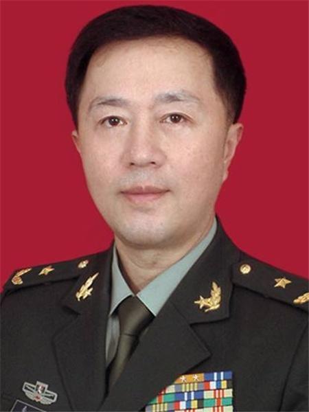 现任*警武**“副司令”秦天：*警武**中将警衔，享受何等待遇？