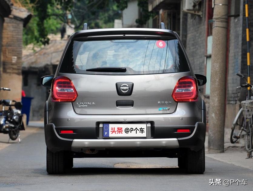 10年的骊威和飞度哪个值得买,二手飞度和骊威选哪个空间大