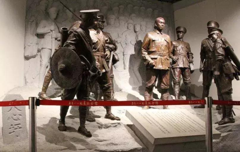 四句话看*德朱**的革命品质