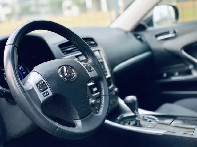 超级精品的is250,250cc有什么优势