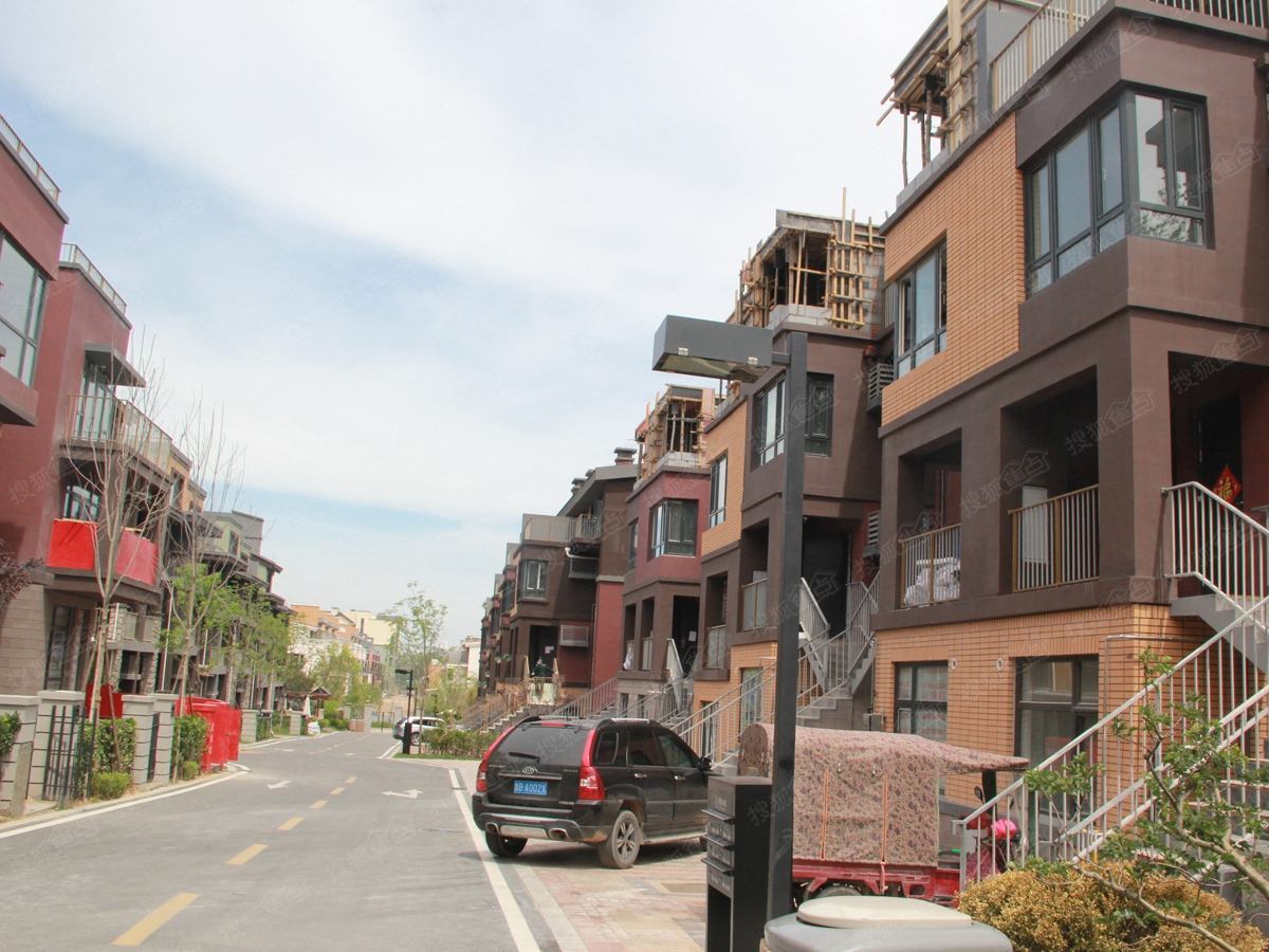 精装修震惊业界、物业费高到离谱，万科还能在青岛“活下去”吗