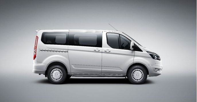 福特新全顺商旅版与新全顺的区别,福特新全顺商旅车有哪些配置