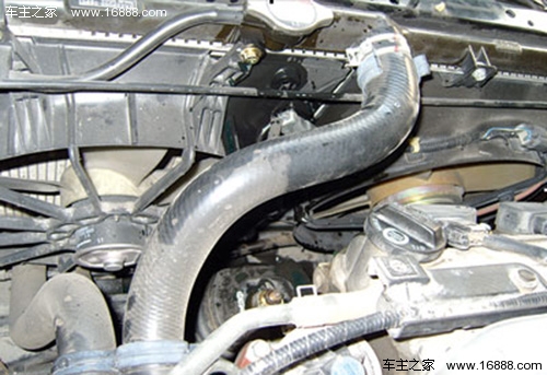 汽车电瓶亏电怎样维修,车辆长期停放如何防止电瓶亏电