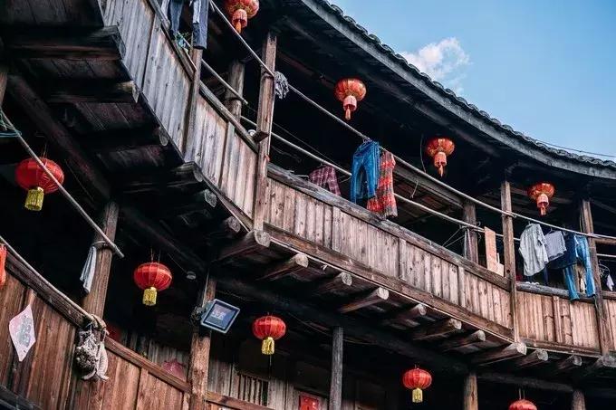 去漳州玩住厦门还是漳州,旅游去厦门还是去泉州