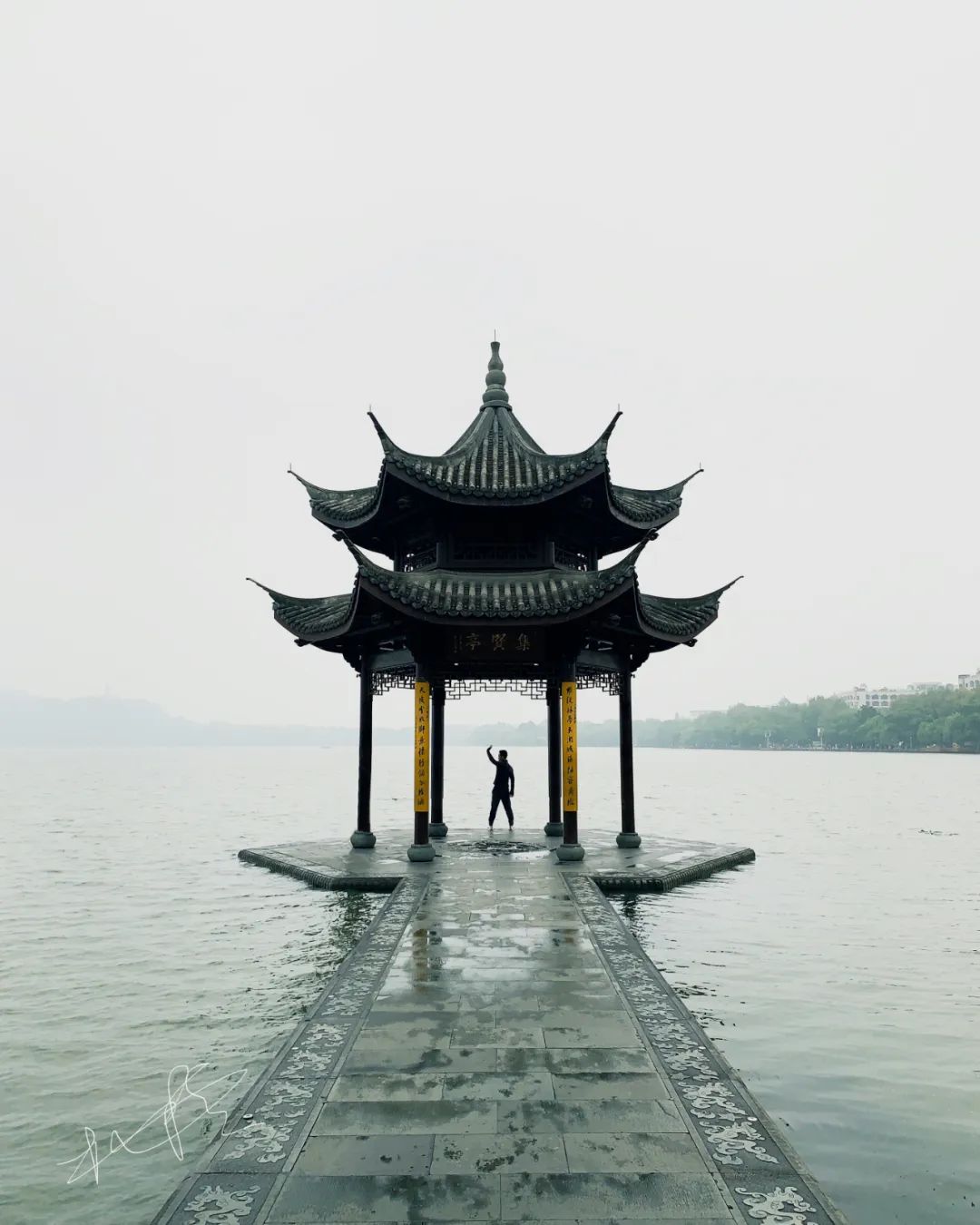 图片怎么加装水印防止被盗,自己拍的照片被偷加水印有用吗