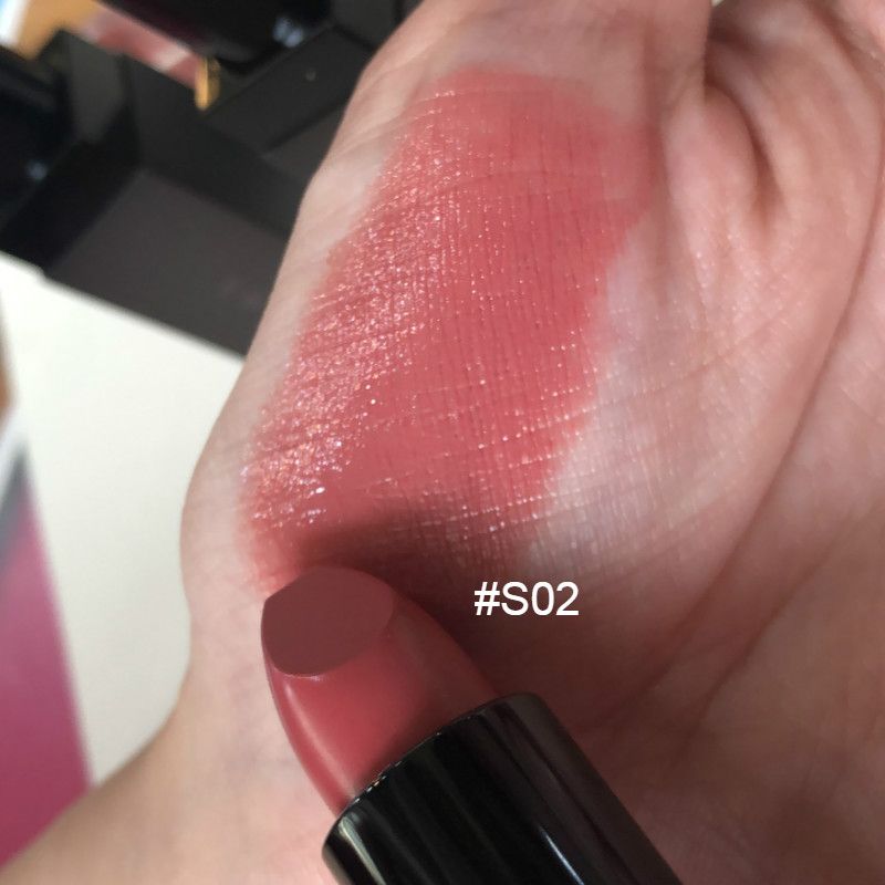 娇兰臻彩宝石唇膏外壳樱花限定,娇兰蜜吻润唇膏试色