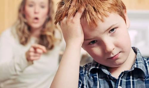 孩子爱钻牛角尖怎么开导,孩子做事太过任性怎么教育