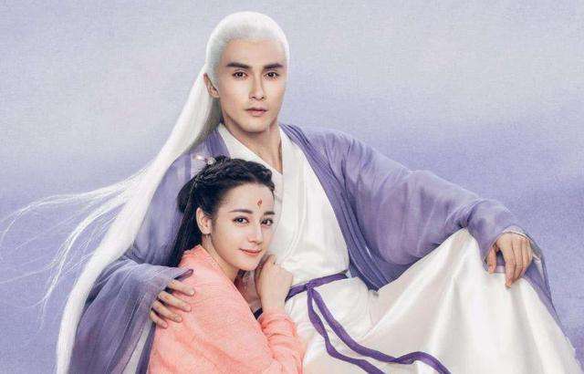 迪丽热巴高伟光《枕上书》滚床单吻戏是怎么拍的？俩导演亲身示范