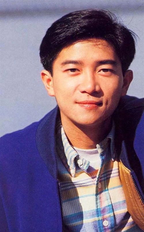 1994红磡摇滚之夜曲目,香港乐坛哪一首歌轰动歌坛