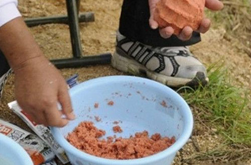 条条都是经典,黑坑钓鲤鱼小黄面饵料味型配方