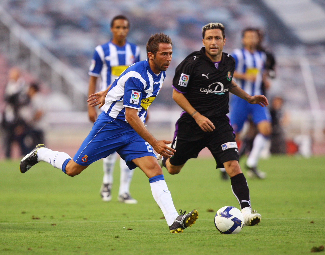 西班牙人武球王视频,西班牙人对武球王评价