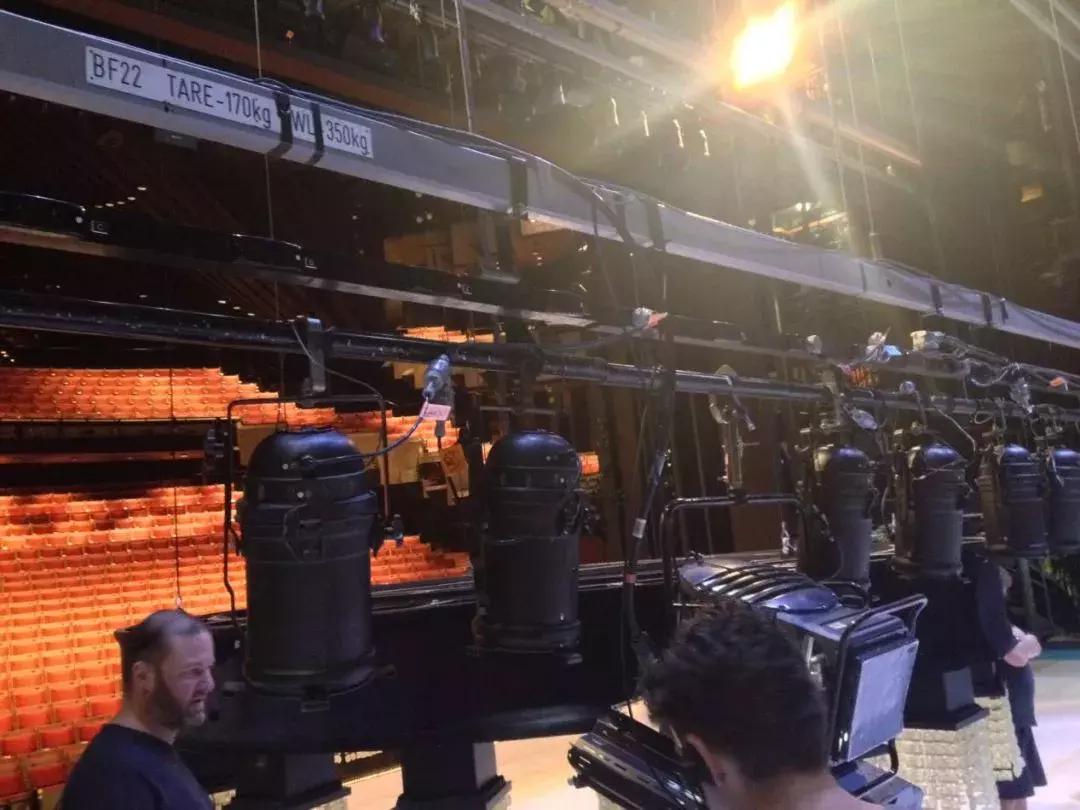 2021悉尼歌剧院灯光,悉尼歌剧院内部灯光效果