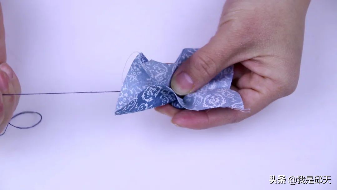 牛仔裤扣子掉怎么补救,牛仔裤扣子掉下来了怎么补救