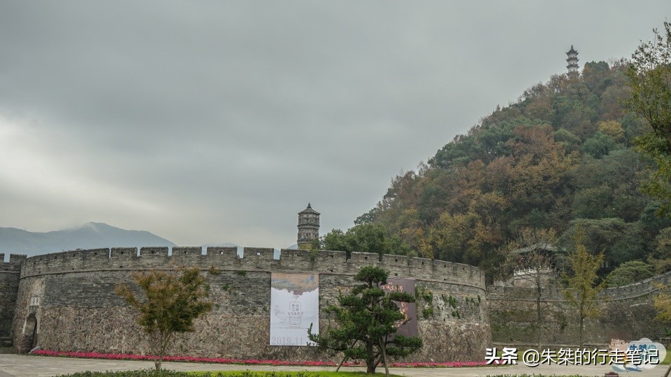 浙江临海古城低调了千年,一座低调了千年的古镇临海古城