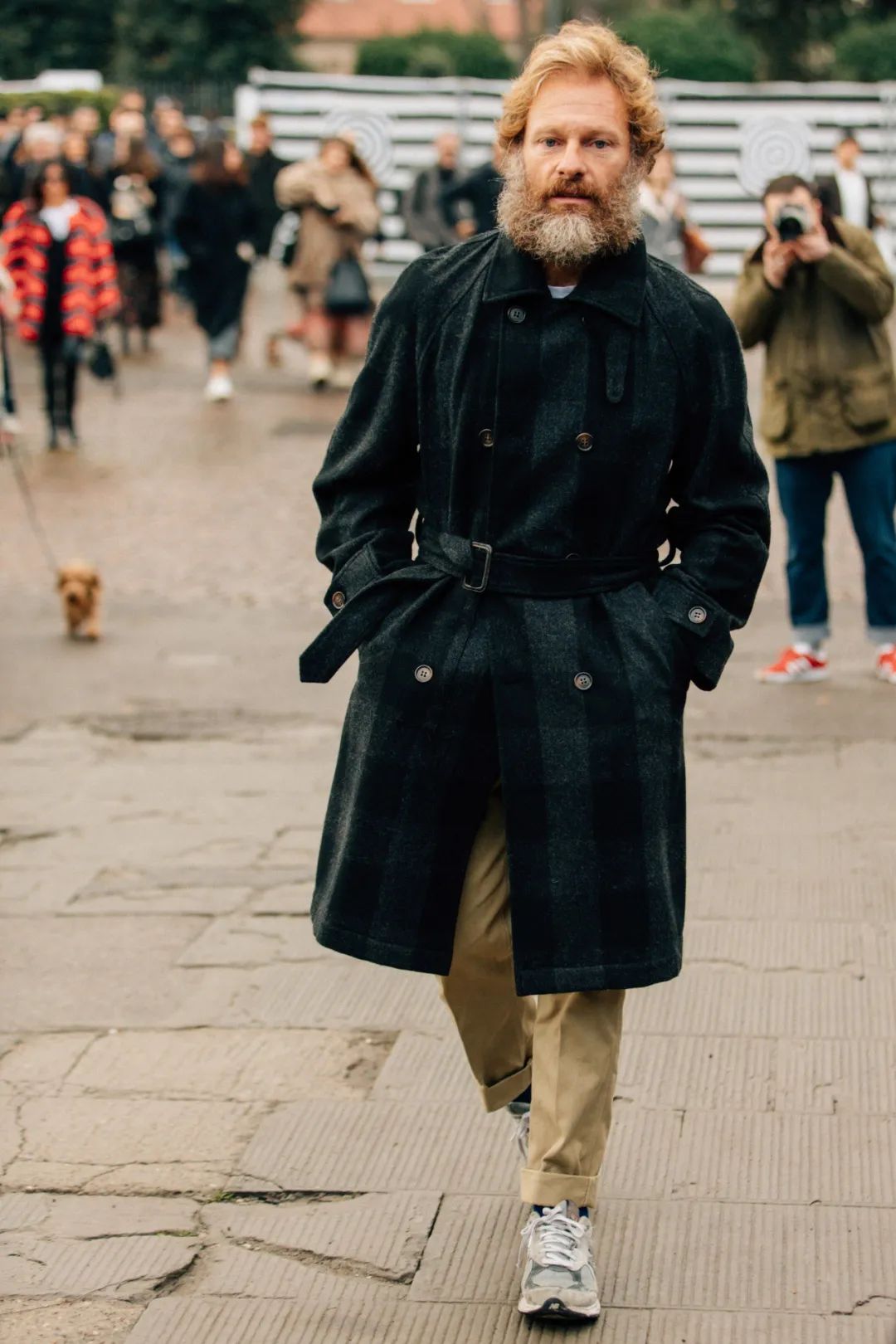 男人为什么开始留胡子,为什么有些男的就是没长胡须