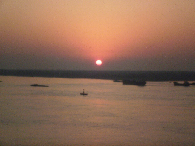 李白说的天门山是哪个天门山,李白望天门山是今天哪里