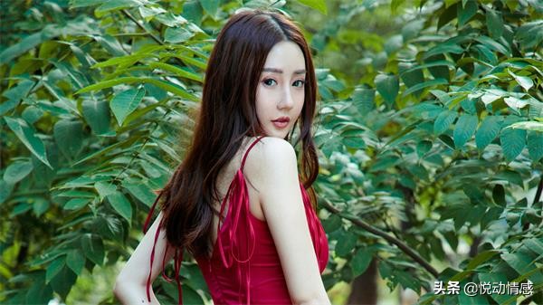 喜欢的女的对你爱答不理,怎么对付对你爱答不理的女生