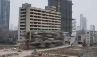 爆破专业炸平母校完整版,爆破专业亲手炸母校