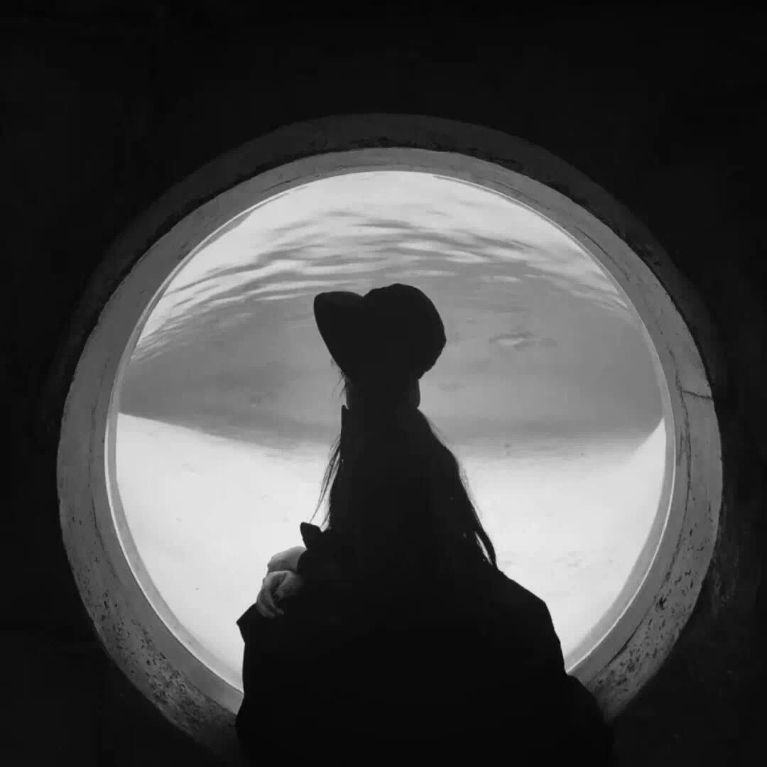 背景图黑暗系女,背景图黑暗系高级感