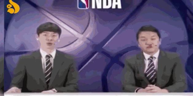 东方台主持人集体翻车现场视频,主持人电视直播新闻翻车名场面