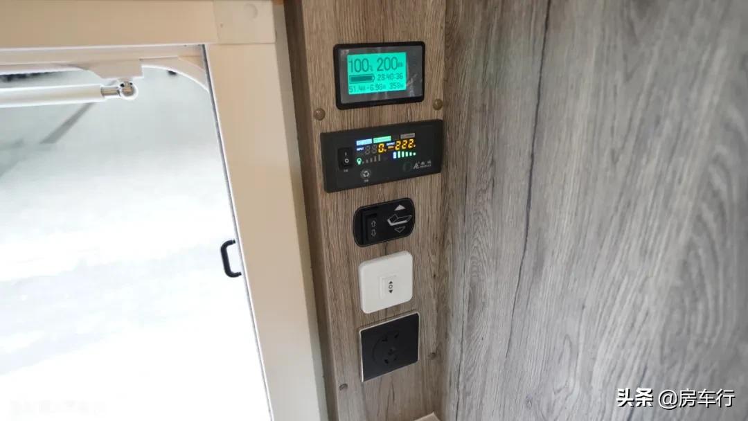 持久续航+超大独立厨卫区，新款霍夫勒启翔后全拓房车