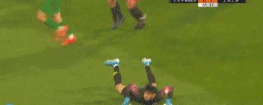 北京国安主场0:3不敌广州恒大,一场1-4大逆转让国安排名下跌